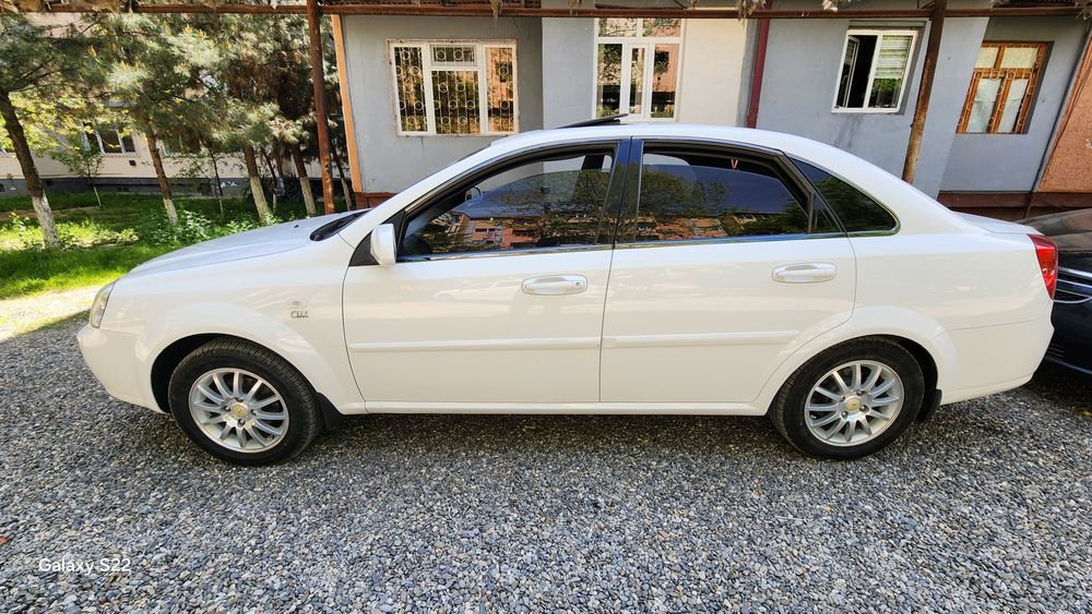 Chevrolet Lacetti 2012 1.8