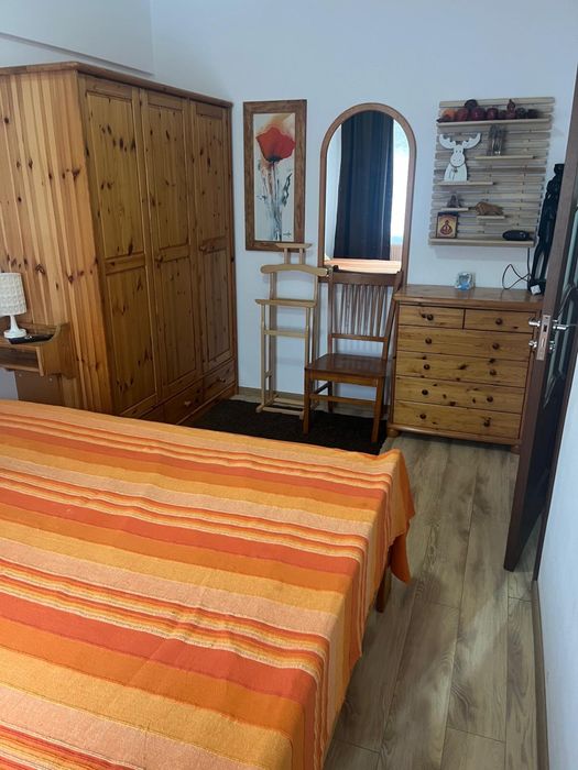 Schimb Apartament 4 camere și curte
