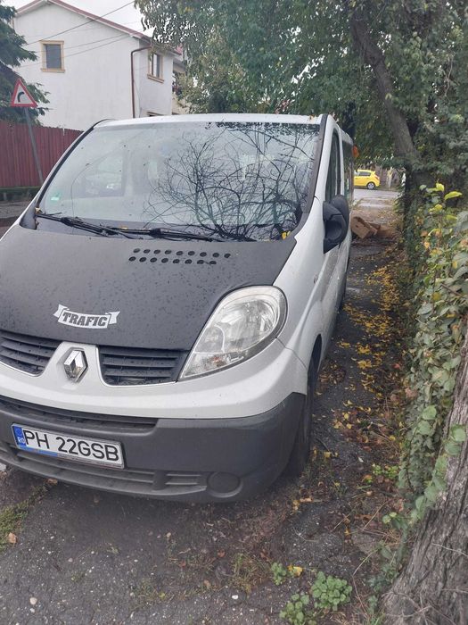 RENAULT Trafic 2014 — imagine 2