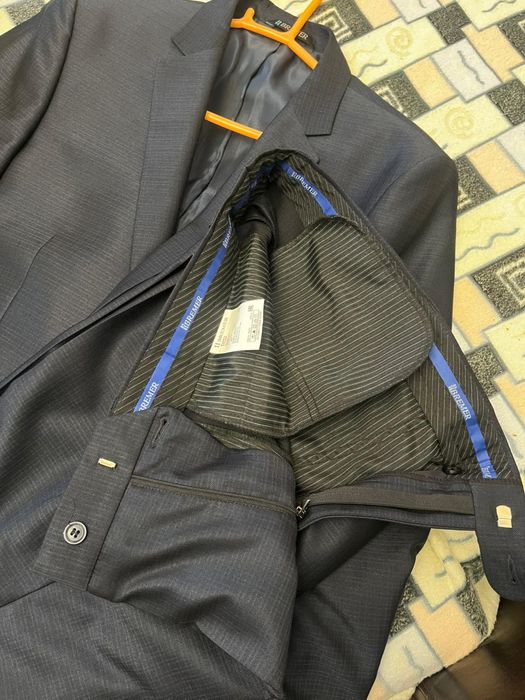 Продам мужской костюм Bremer срочно!