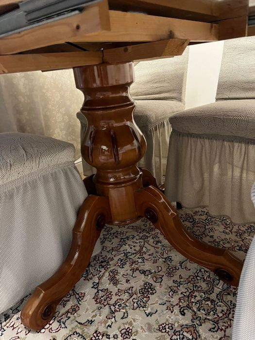 Стол круглый + 5 стульев