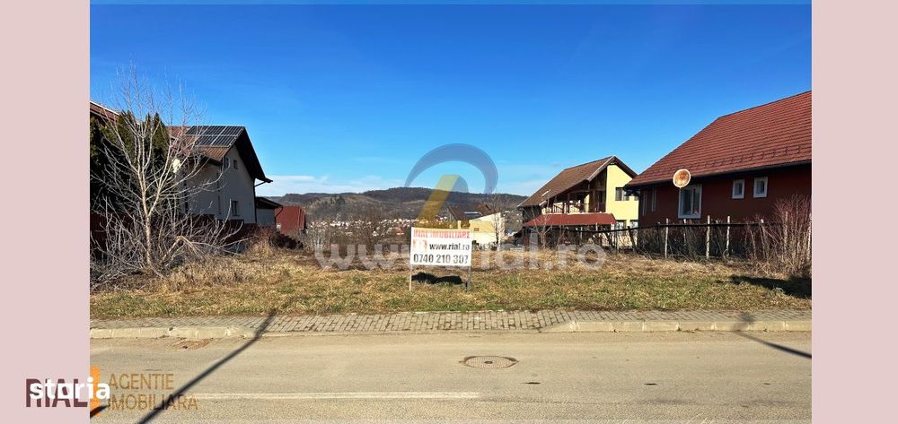 Teren intravilan în zona BinderBubi  2.500 mp