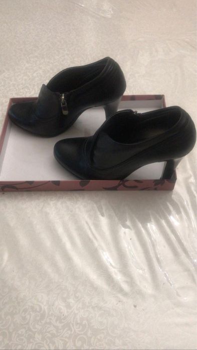 Кожаные туфли