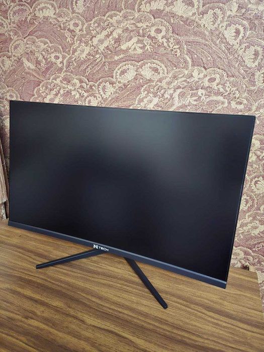 10ta Monitor XTECH Curved 24/ips/75Hz
