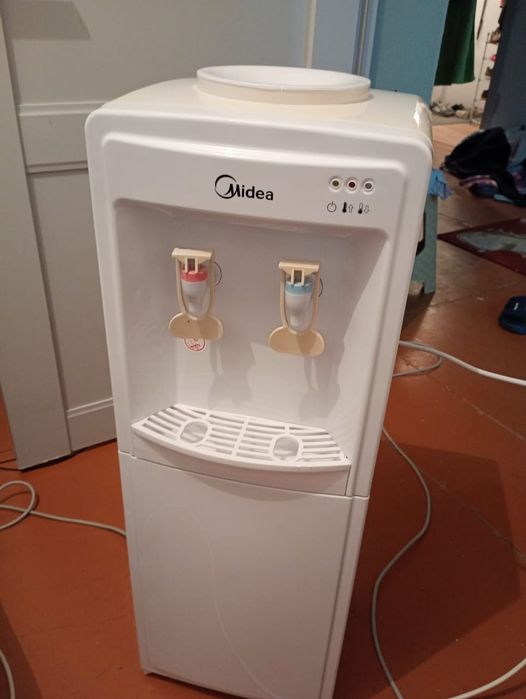 Продам кулер для воды