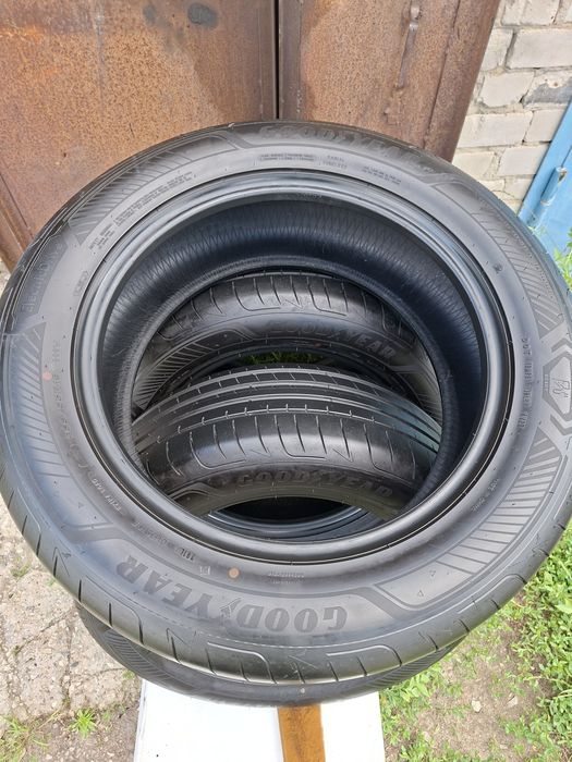 Продам шины. 255/55/19 гудиер