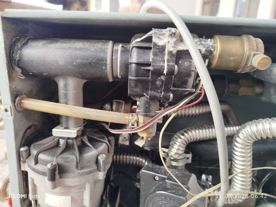 Продам б/у котел Kiturami на запчасти