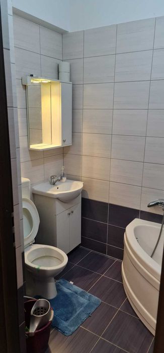 Proprietar Inchiriez ap 2 cam , Militari Res