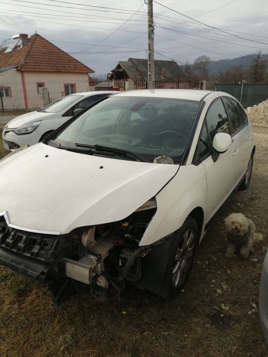 Citroen C4 1.6 prețuri mici!