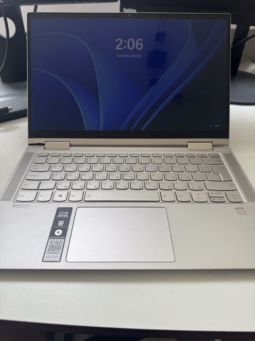 Lenovo Yoga c740