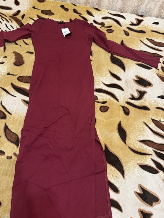 Продам новое платье