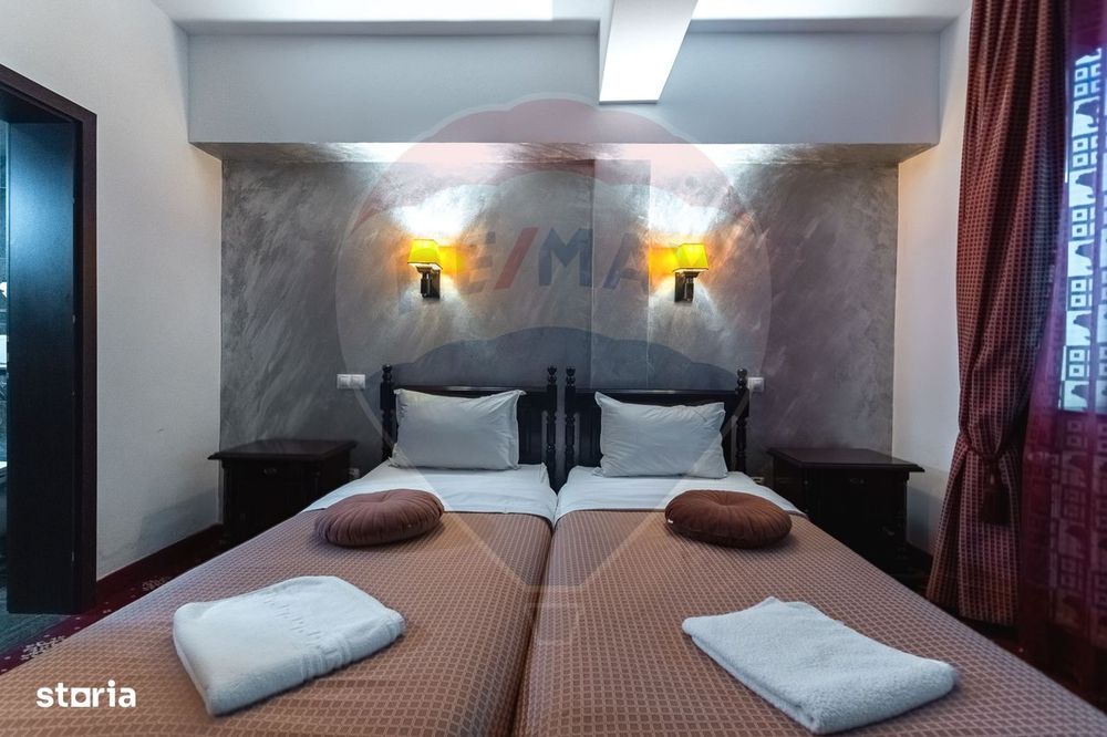 Hotel / Pensiune cu 30 camere de vanzare| Sala Evenimente| BRASOV