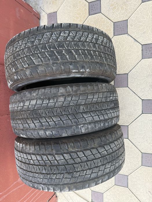 Зимние шины камри 70 235/45/18