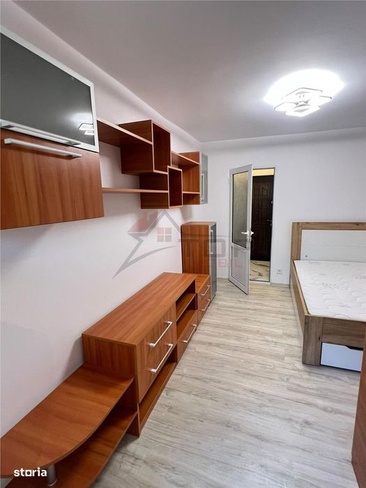 Vanzare garsoniera Nicolina renovata complet - bloc din 1980