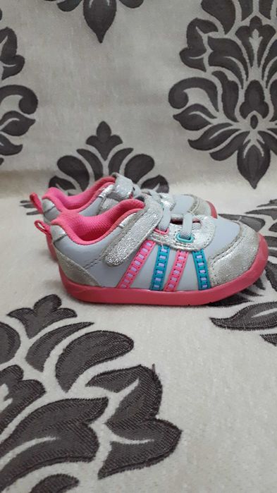 Обувь на девочку