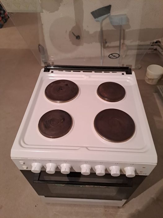 Продаю Электроплиту