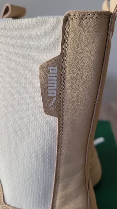 Продавам ботуши от ест. кожа на Puma