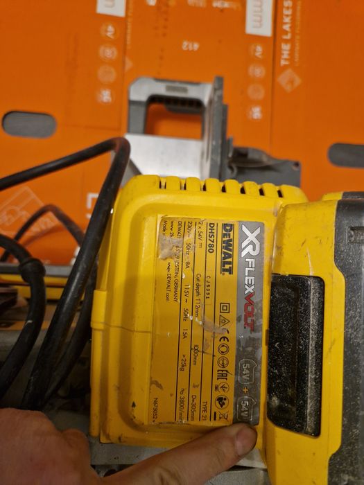 Circular dewalt DHS780 panza de 305 mm