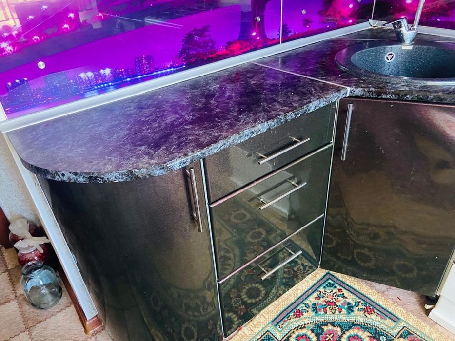 Продам кухонный гарнитур