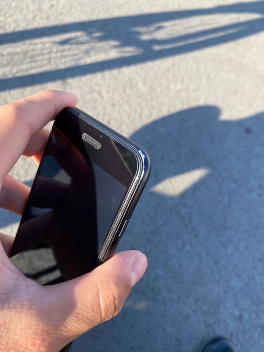 iPhone SE 2020 продажа