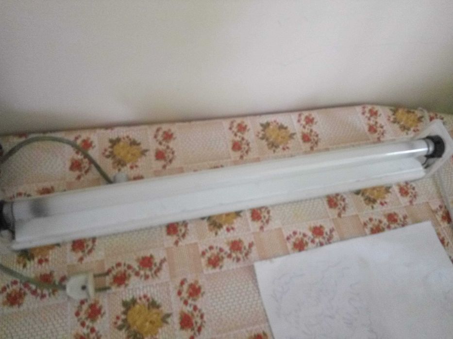 Лампа люминесцентная