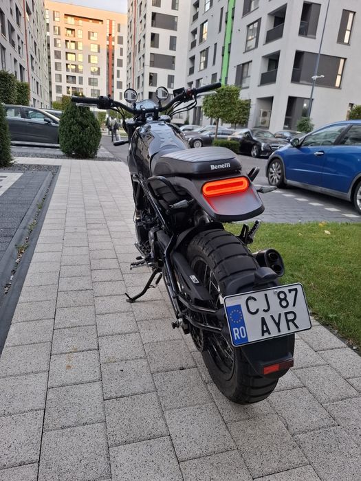Benelli Leoncino 500 ABS