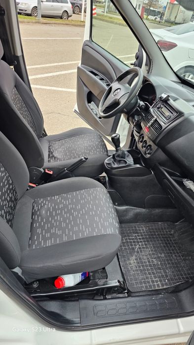 Schimb Opel combo cu Dacia Duster