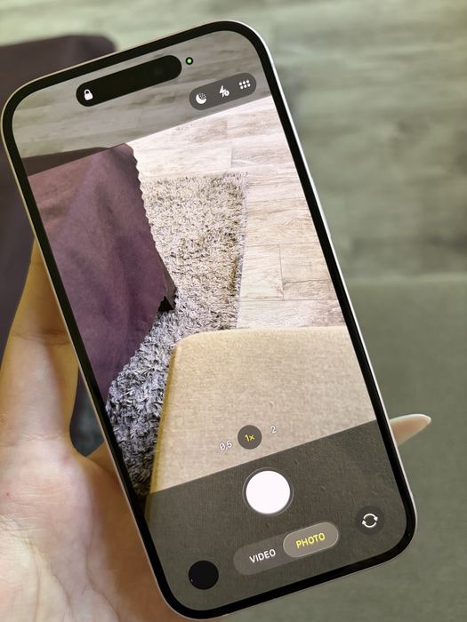 Iphone 15 като нов!