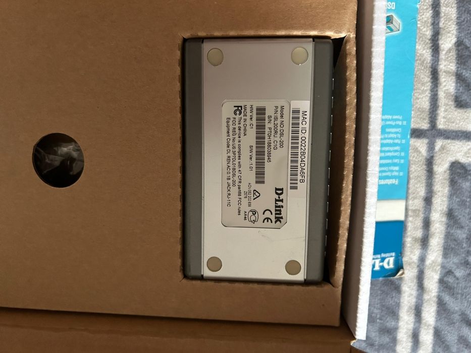 ADSL-модем D-Link DSL-200. На запчасти.