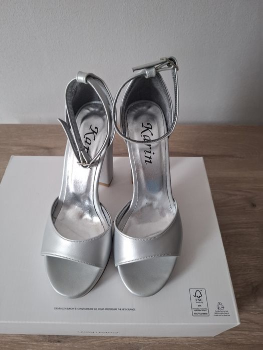 Sandale arginti karin