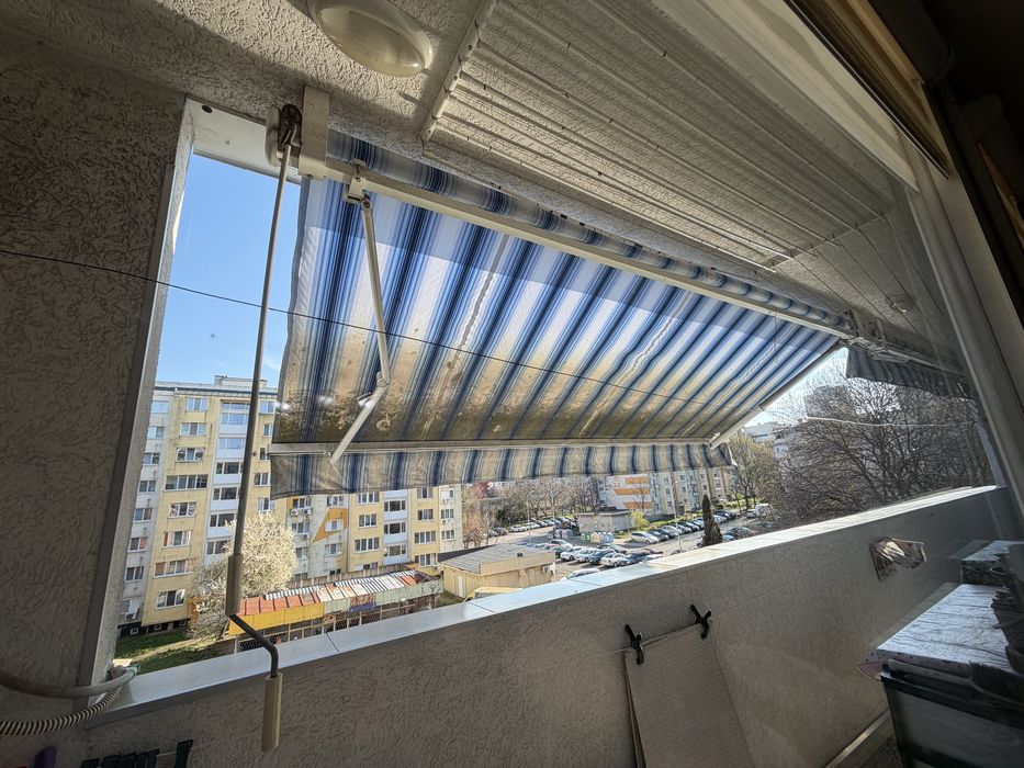 Два броя 4 метрови тенти