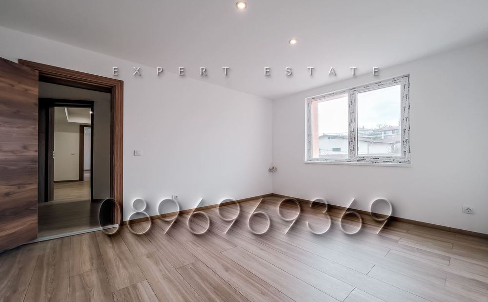 Три стаи-кв.Левски-Тухла-След ремонт-Запад