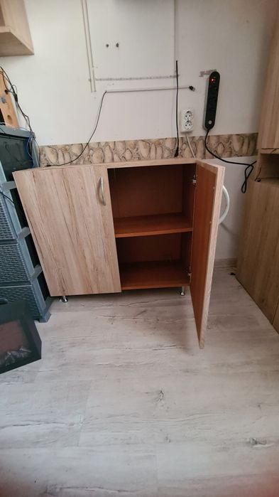 Vand mobila second