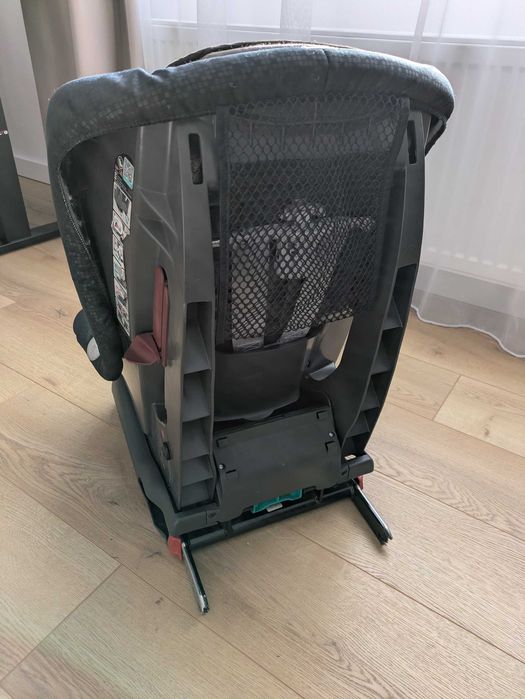 Детско столче за кола 9-18кг Britax ISO fix