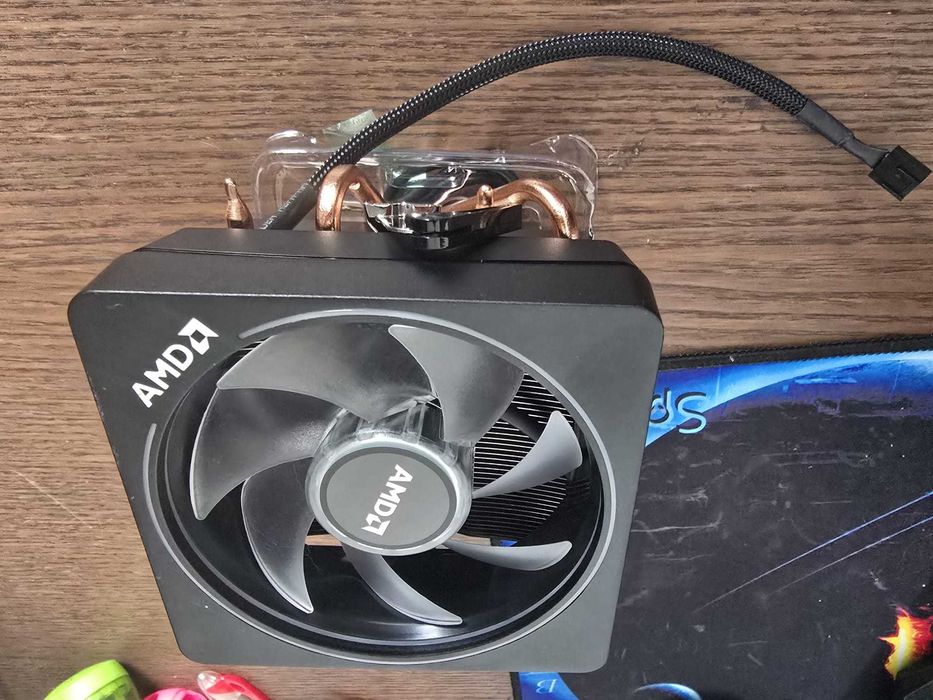 Cooler AMD Wraith Prism nou nefolosit