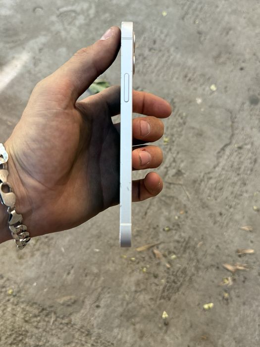 Iphone 12 . 128 tali