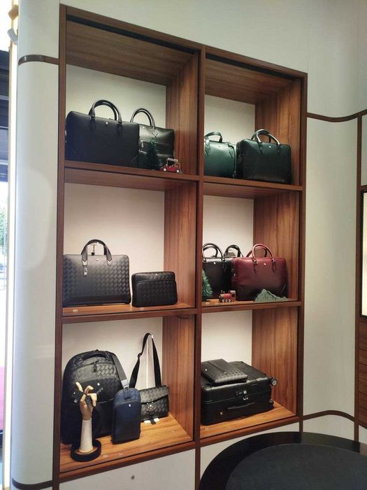 Сумки и аксессуары от официального представителя Montblanc