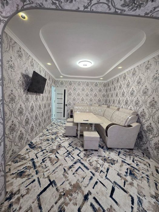 Сотилади 2х комнатная Вокзал Парцез 2 этаж