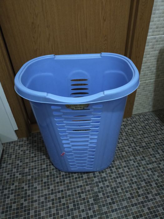 Продам корзину для белья