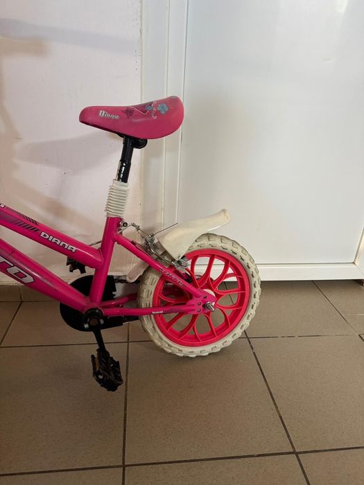 Bicicleta 4-6 ani