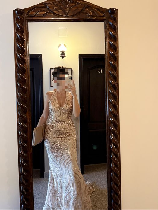 Официална рокля