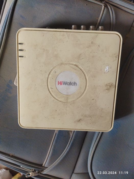 Kamera nabludeniya Hitech