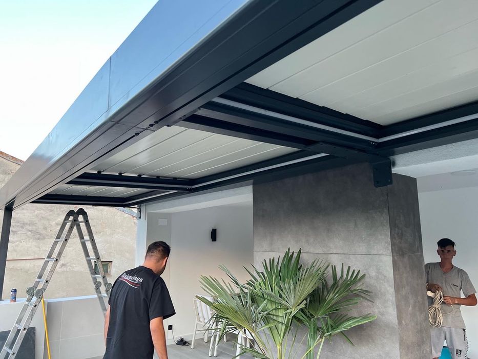 Pergola retractabila automata PRET PRODUCATOR