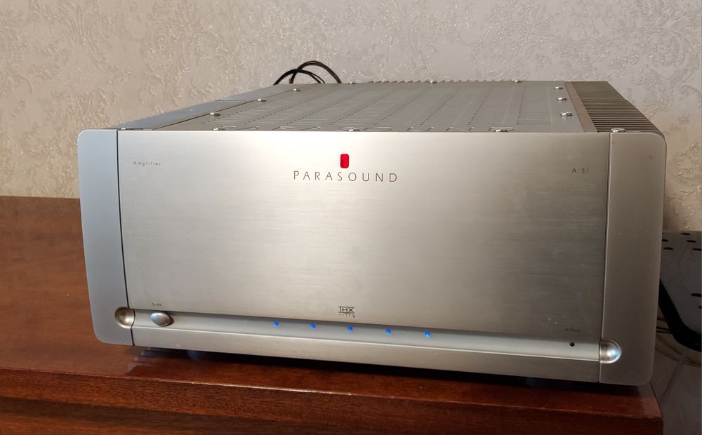 Усилитель мощности Parasound A51