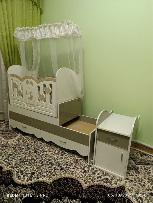 Янги болалар кровать ва алвонч.
