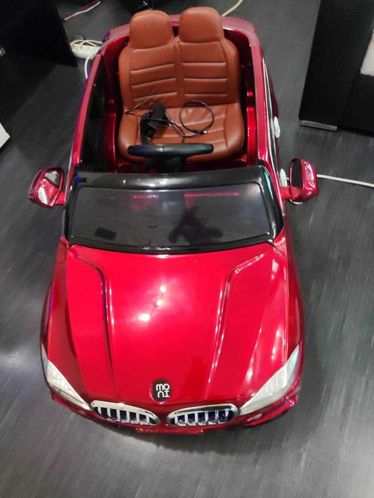 Червена кола Bmw x5