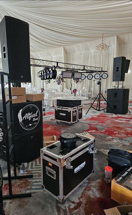 Electro-Voice ETX (4 x ETX-18sp, 2 x ETX-35p)