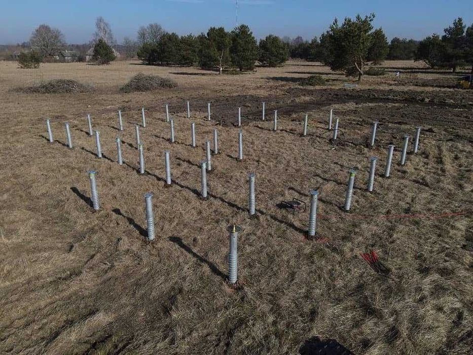 Piloni fundatie , Aframe, tinyhouse, Piloni Grad, container