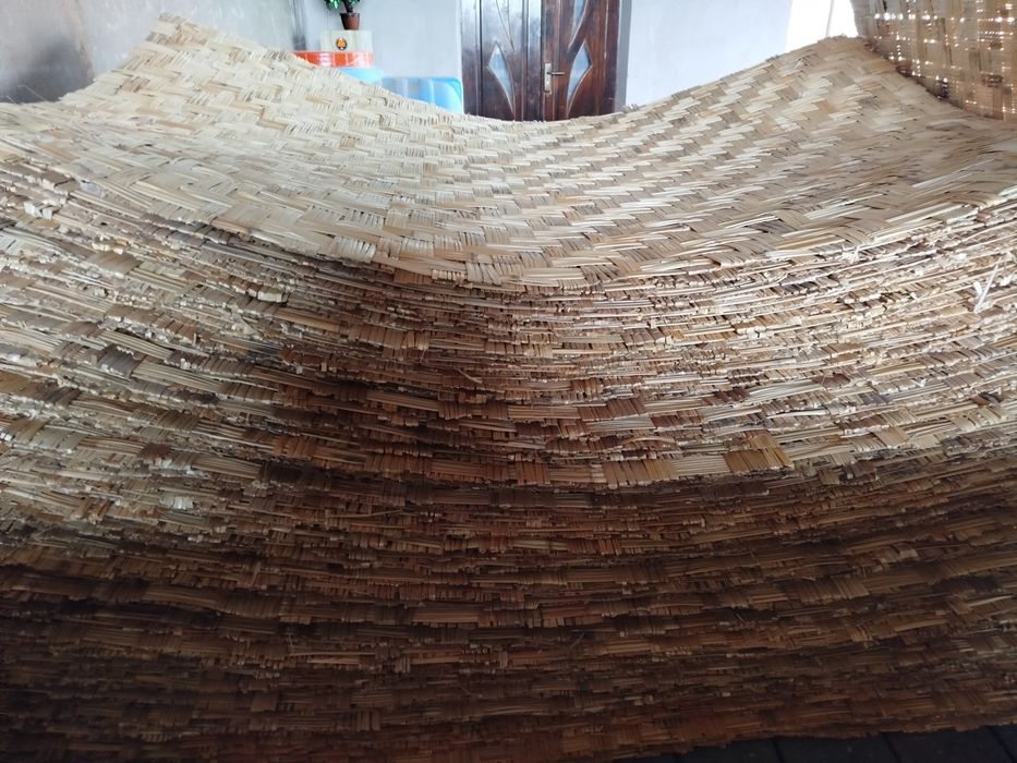 Lombozga qamish 35 000