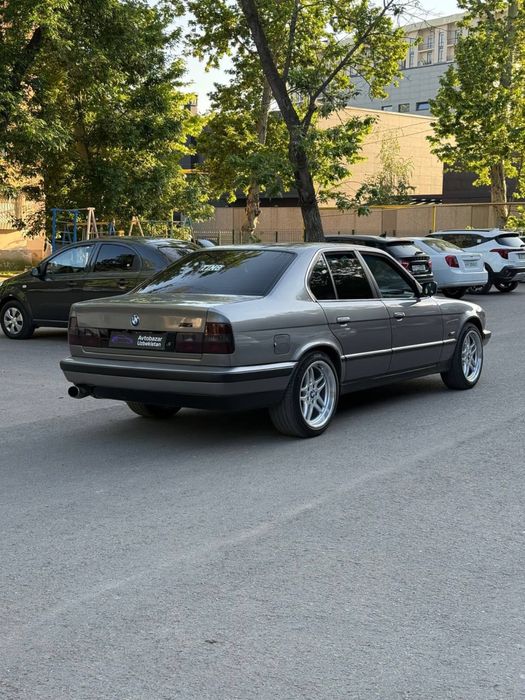 •BMW E34 2.5L (M50)•